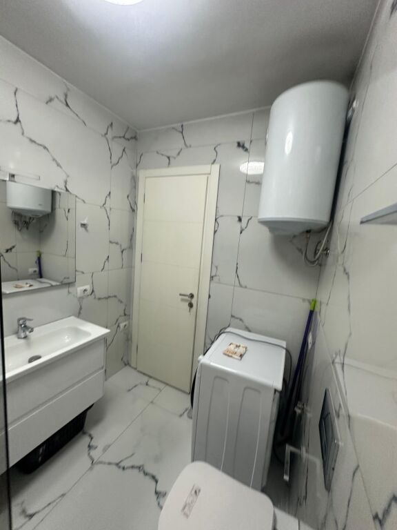 Jepet Me Qera Apartament 2+1+1 Ballkon
