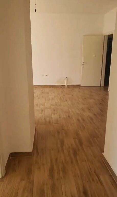For rent 2+1+2 EMPTY IN KAMEZ RRETHI ULLIRIT 28,000 leke