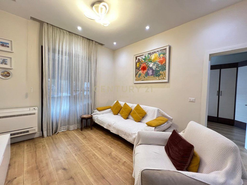 Apartment 2+1 for rent at Shallvaret, Myslym Shyri .