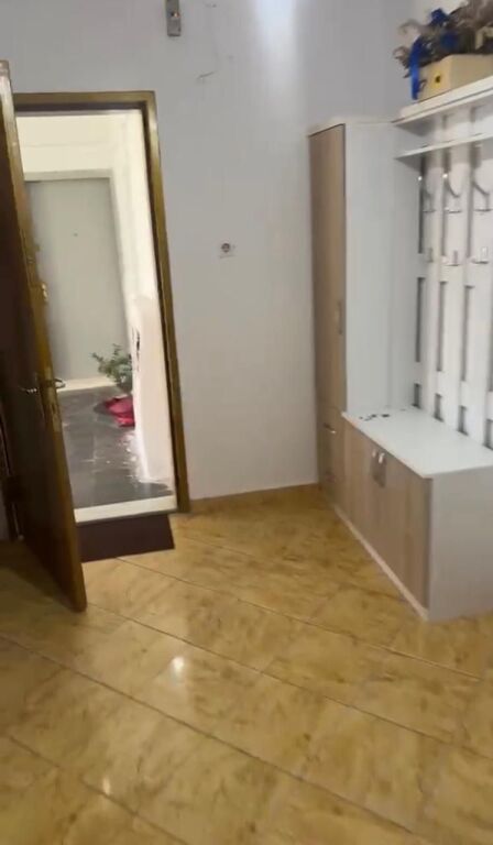 Jepet Me Qera Apartament 1+1+1 Ballkon