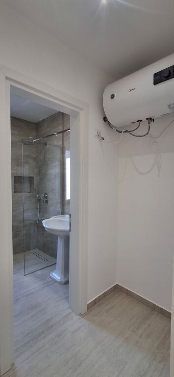 Apartament me qera per zyra / biznes