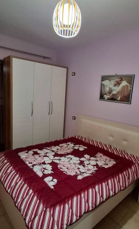 Apartament me qera 1+1