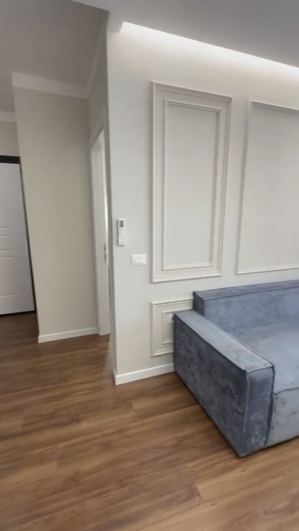 Apartament 1+1 per shitje Komuna e Parisit !