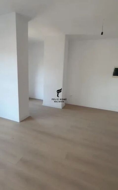 GARSIONERE ME QERA 45 M2 KOMUNA E PARISIT 65.000 LEKE FH-95751