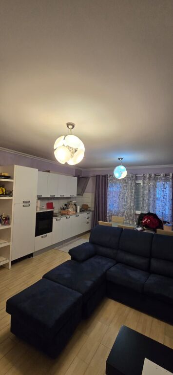 Apartment 2+1 for rent on "Ramazan Kasa Street, former Train Station! 650 thousand lek!"