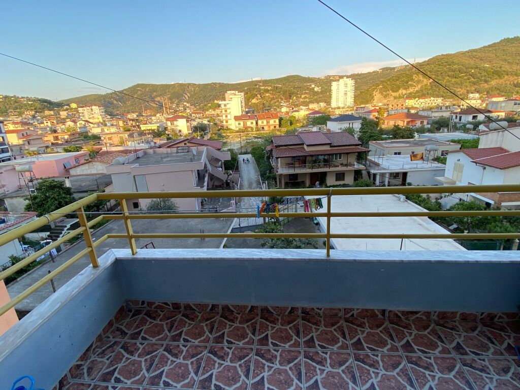 Garsoniere me qera