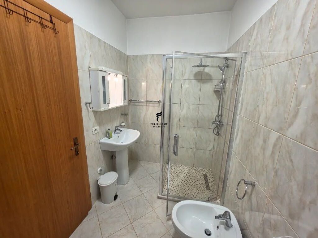 APARTMENT ME QERA 1+1 ASTIR 50.000 LEKE FH-95683