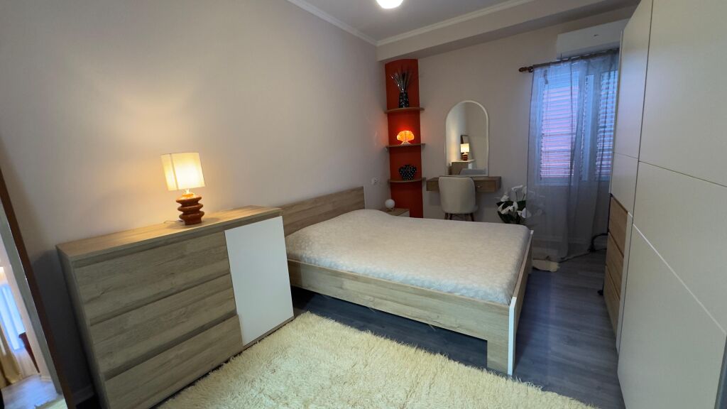 Apartament me qira 2+1+2 Liqeni Artificial