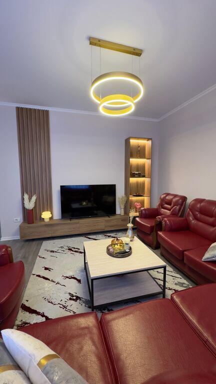 Apartament me qira 2+1+2 Liqeni Artificial