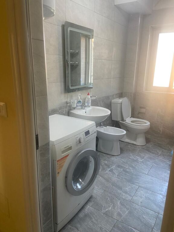 🏢Brryli, near Polyclinic No.1, a furnished 2+1 apartment is for rent 60,000Leke