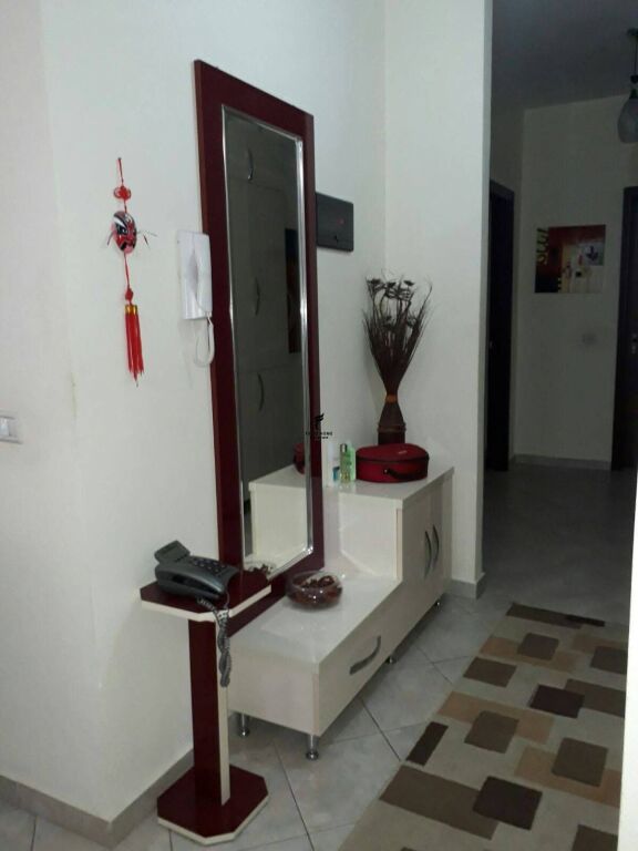 APARTAMENT ME QERA 2+1 YZBERISHT 48.000 LEKE FH-95701