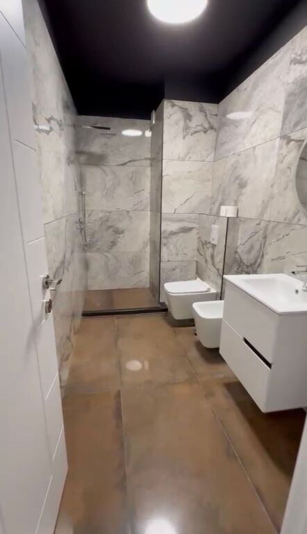 Apartment 1+1 for sale at Komuna e Parisit