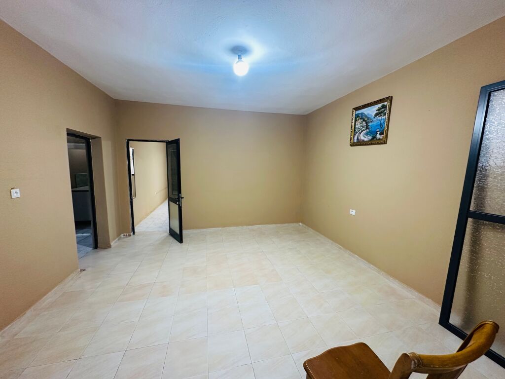 Apartment 1+1+3 Parking Spaces for Rent