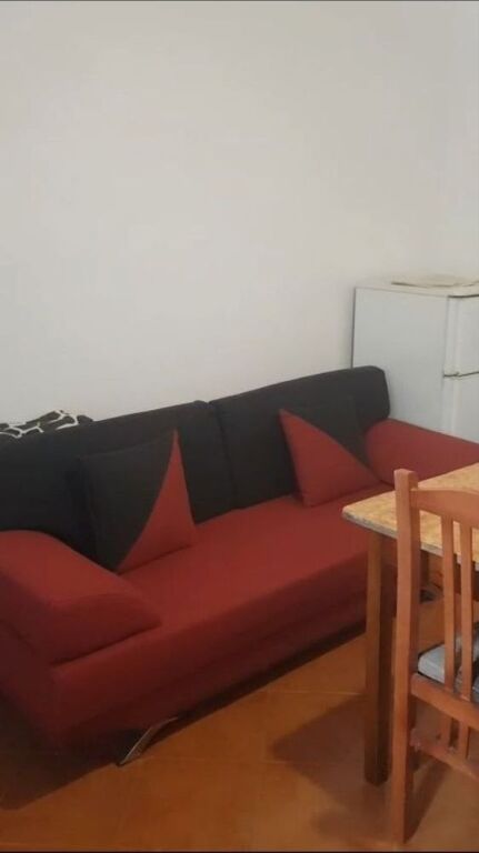 APARTAMENT 1+1 25,000 LEKE QYTET STUDENTI