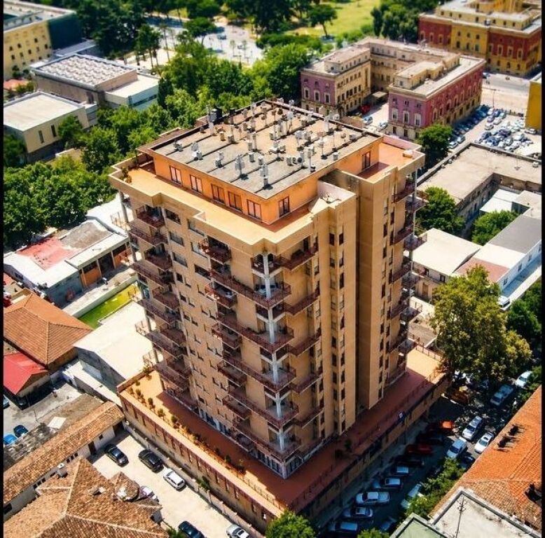 Apartment 4+1+2 renovated for sale, 188 m², 12th floor, Torre Drin, Skënderbej Square