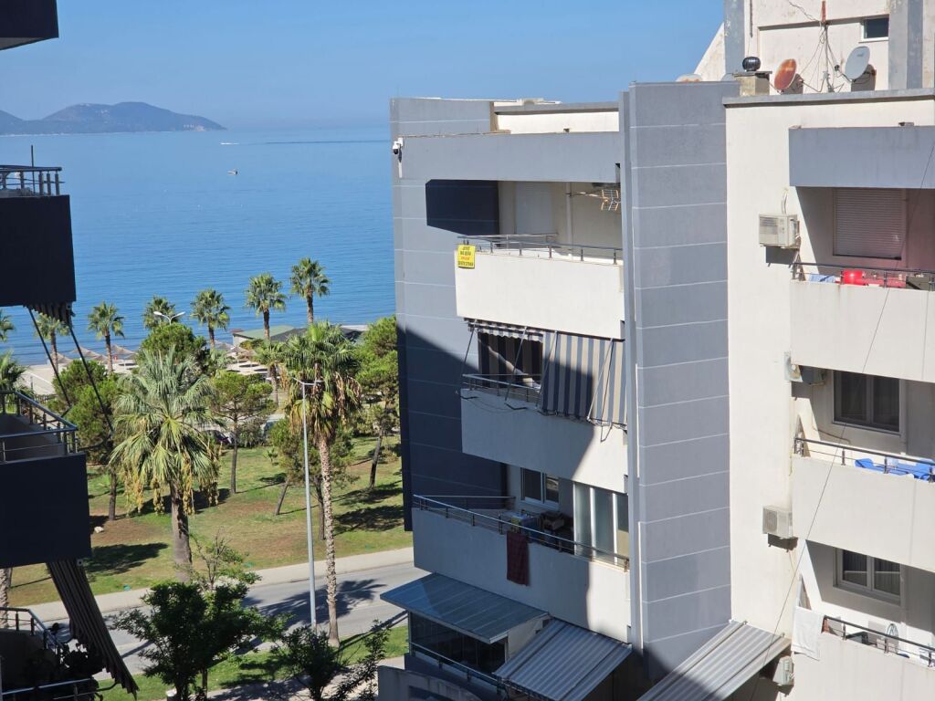 Apartament 1+1+Garazh me Qera Afatgjate - Lungomare, Vlore