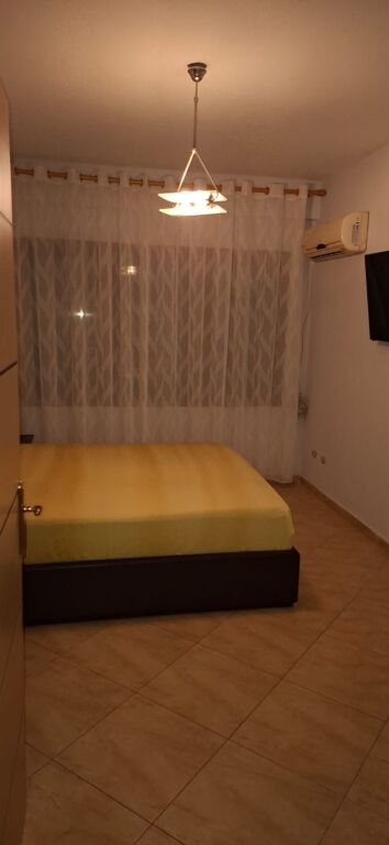 2+1, with veranda, near kika 1 commune of Paris, 1 million lek
