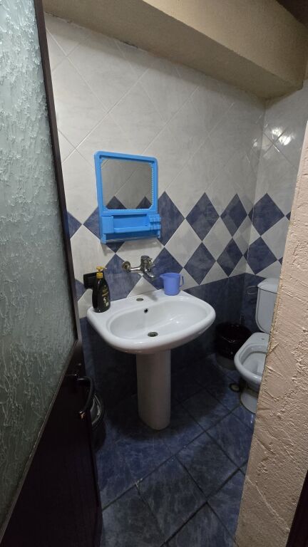 Ambjete per qera 60 m2 te Rriga e Kavajes