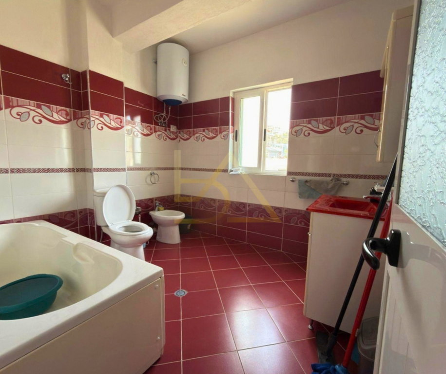 5-STOREY VILLA FOR SALE – “STEFAN VOKOPOLA” STREET (STREET 82), DURRËS