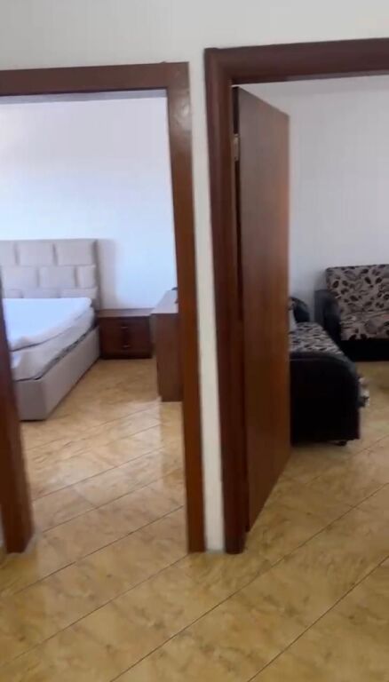Appartamento in affitto 1+1 📍Kinostudio, via Spiro Cipi vicino alla stazione di polizia n. 4