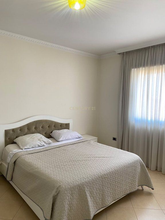 Shitet Apartament 1+1 tek Kompleksi Rafaelo, Fresk ! 167,960 €