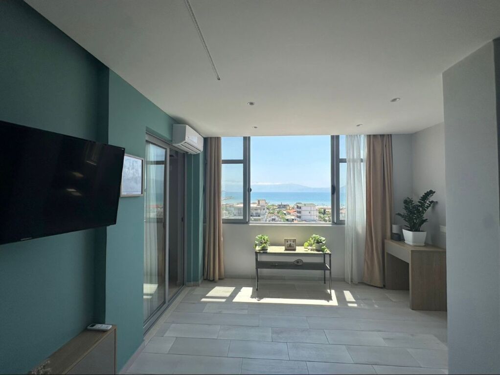 Apartament 2+1 me qera ,prane portit,Vlore
