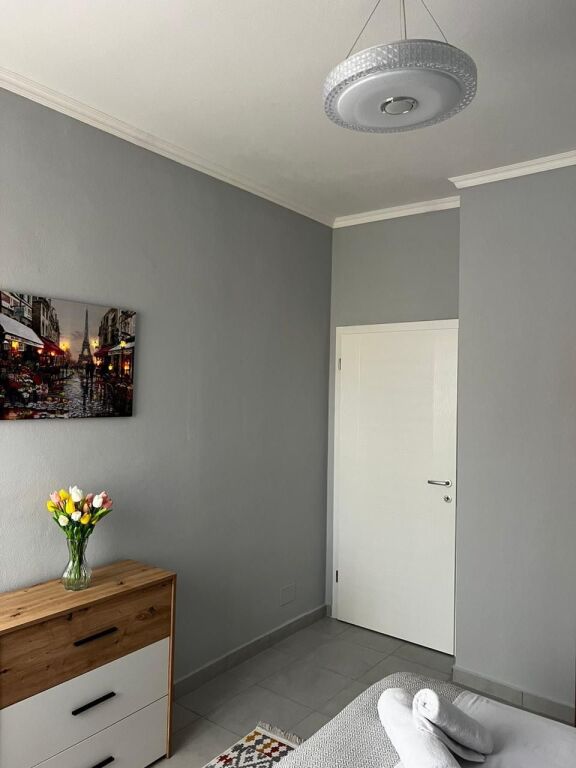 Jepet Me Qera Apartament 1+1+1 Ballkon
