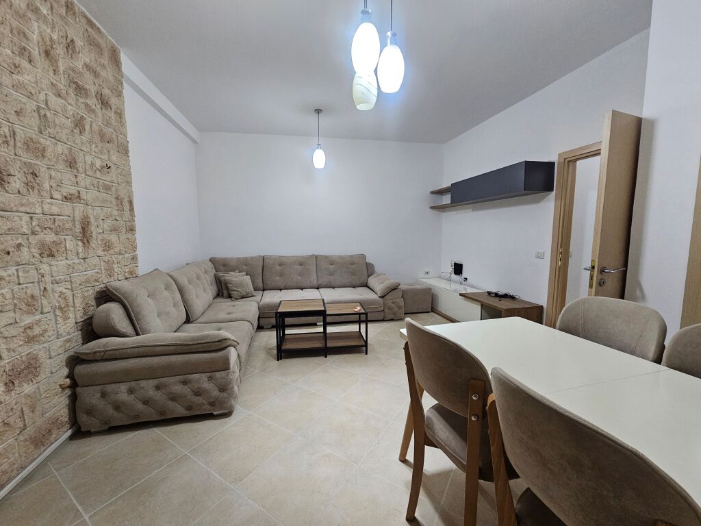 For sale 2+1+two parking spaces at Kodra Diellit