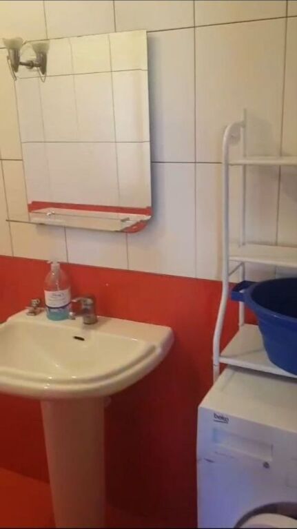 APARTAMENT 1+1 25,000 LEKE QYTET STUDENTI