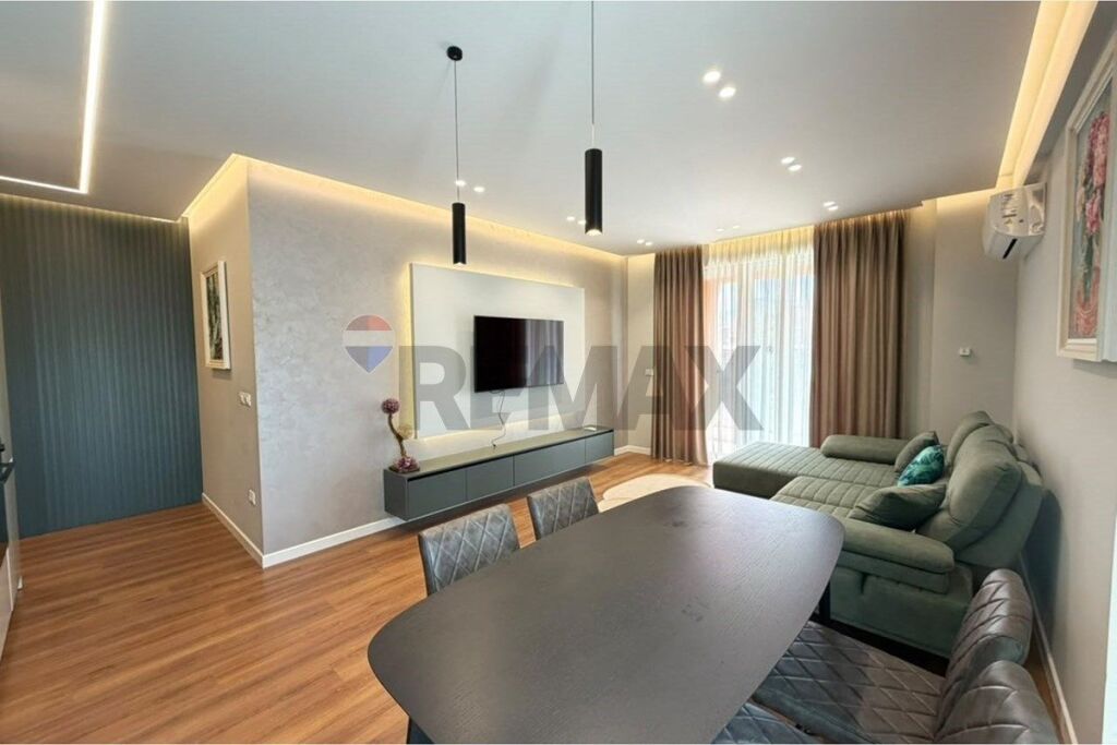 2+1 apartment for sale at Foleja e Gjelber!