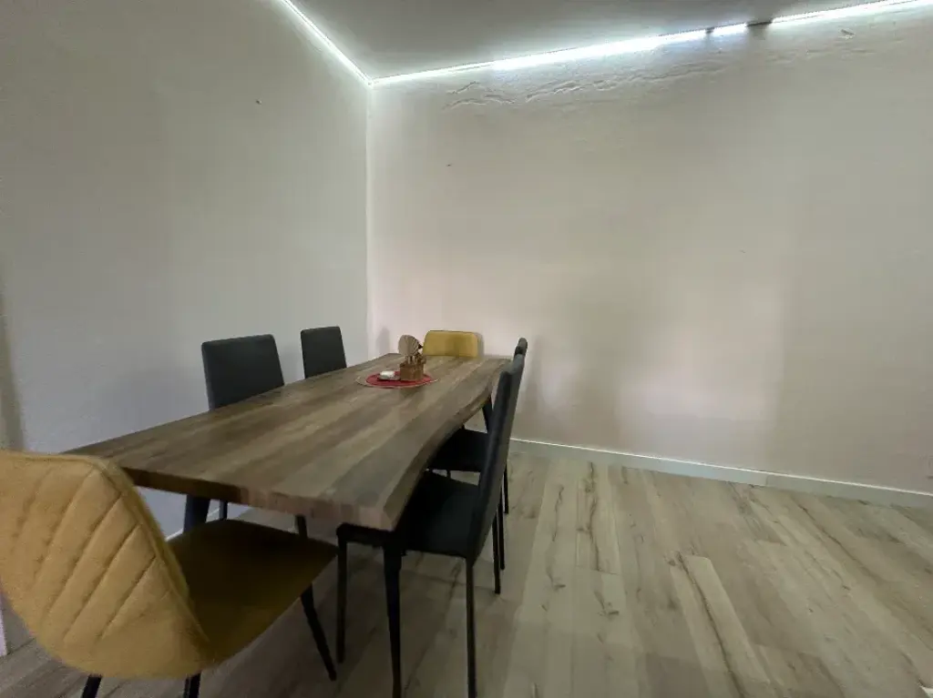 For rent 2+1 Fresku 42,000 lek