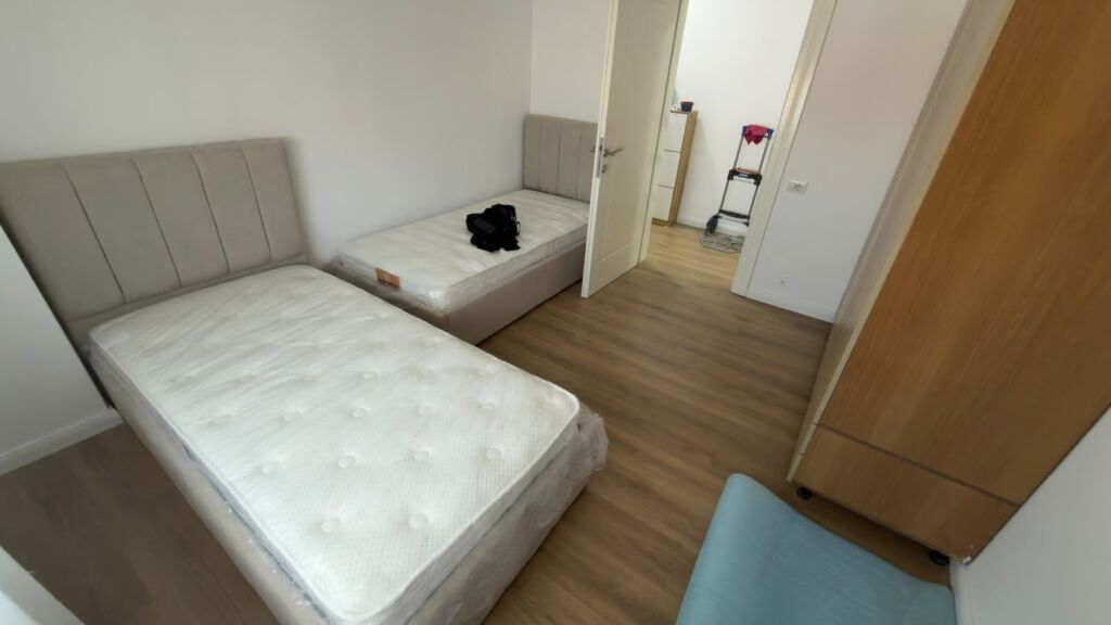 JEPET ME QIRA APARTAMENT 2+1 - prane Square 21