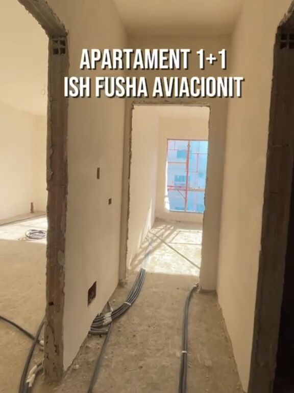 Shitet apartament 1+1 tek ish Fusha e Aviacionit .