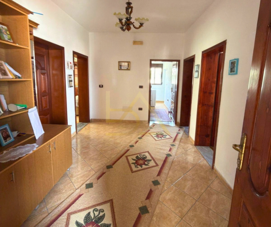 5-STOREY VILLA FOR SALE – “STEFAN VOKOPOLA” STREET (STREET 82), DURRËS