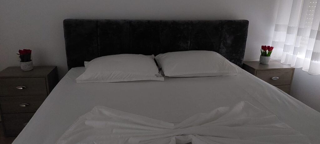 GAZONIERE ME QERA 1+1 QENDER 55.000 LEKE FH-95694