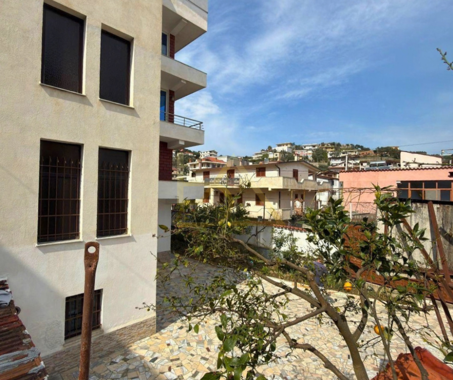 5-STOREY VILLA FOR SALE – “STEFAN VOKOPOLA” STREET (STREET 82), DURRËS