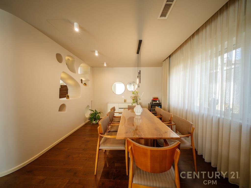 MODERN VILLAS FOR SALE NEAR TEG!!!