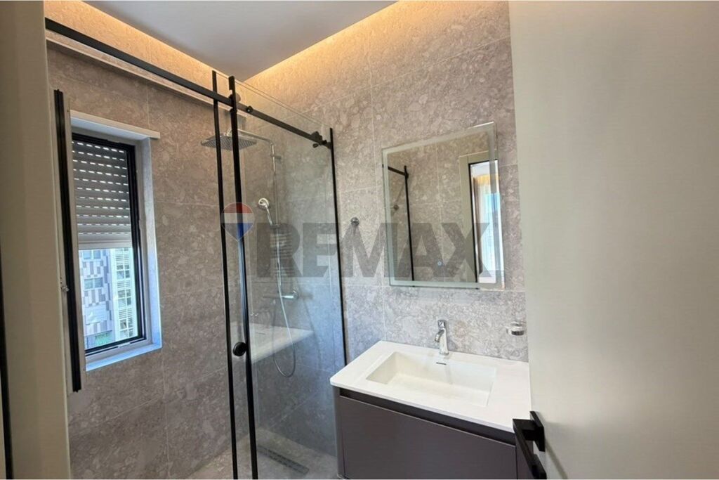 2+1 apartment for sale at Foleja e Gjelber!