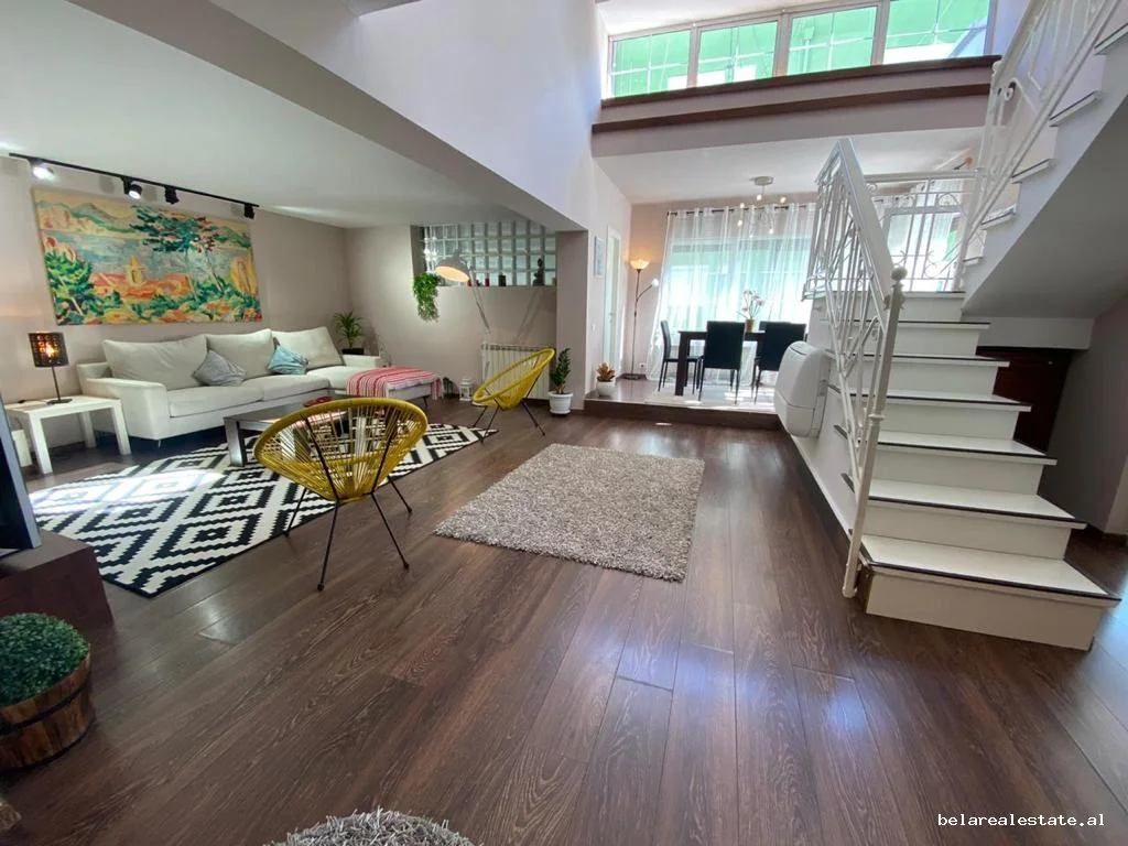 Apartament Duplex Me Qera 3+1+2 ne Bllok (ID B230229) Tirane