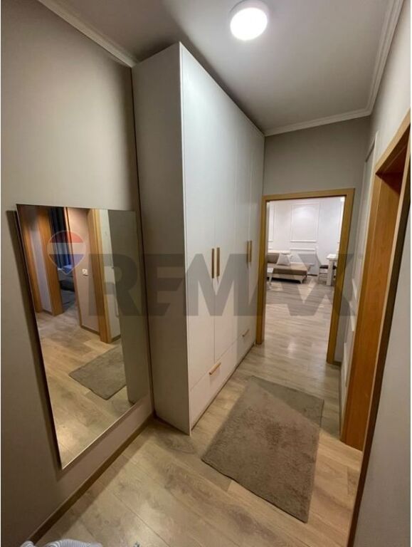 Apartament - Për Qira - Liqeni I Thatë, Tiranë