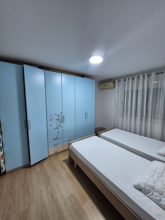 Apartment 3+1 for rent Myslym Shyri !