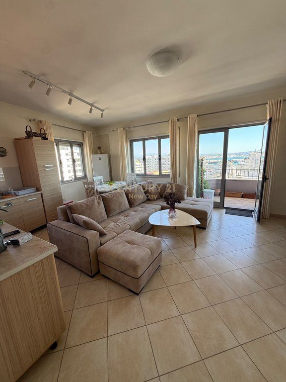 2+1 apartment with 2 bathrooms for rent near the Tax Office
