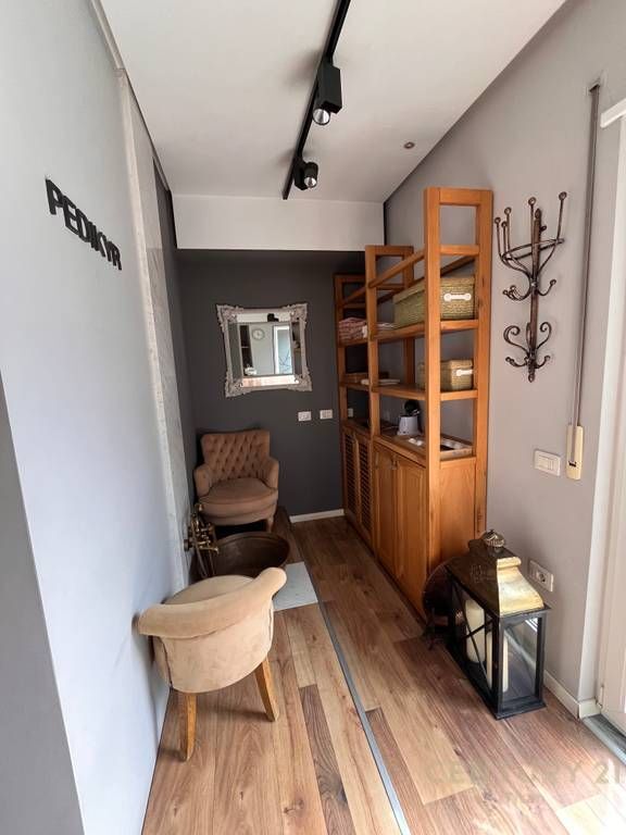 Room for aesthetic salon 📍 Don Bosko
