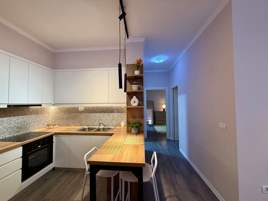 Për Qira | Apartament 2+1+2 | Liqeni Artificial i Tiranës