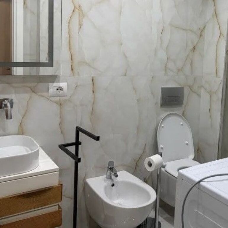 🏡 JEPET ME QIRA APARTAMENT 2+1 – LIQENI I THATË