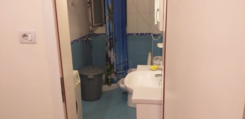 Jepet me qera apartament 2+1