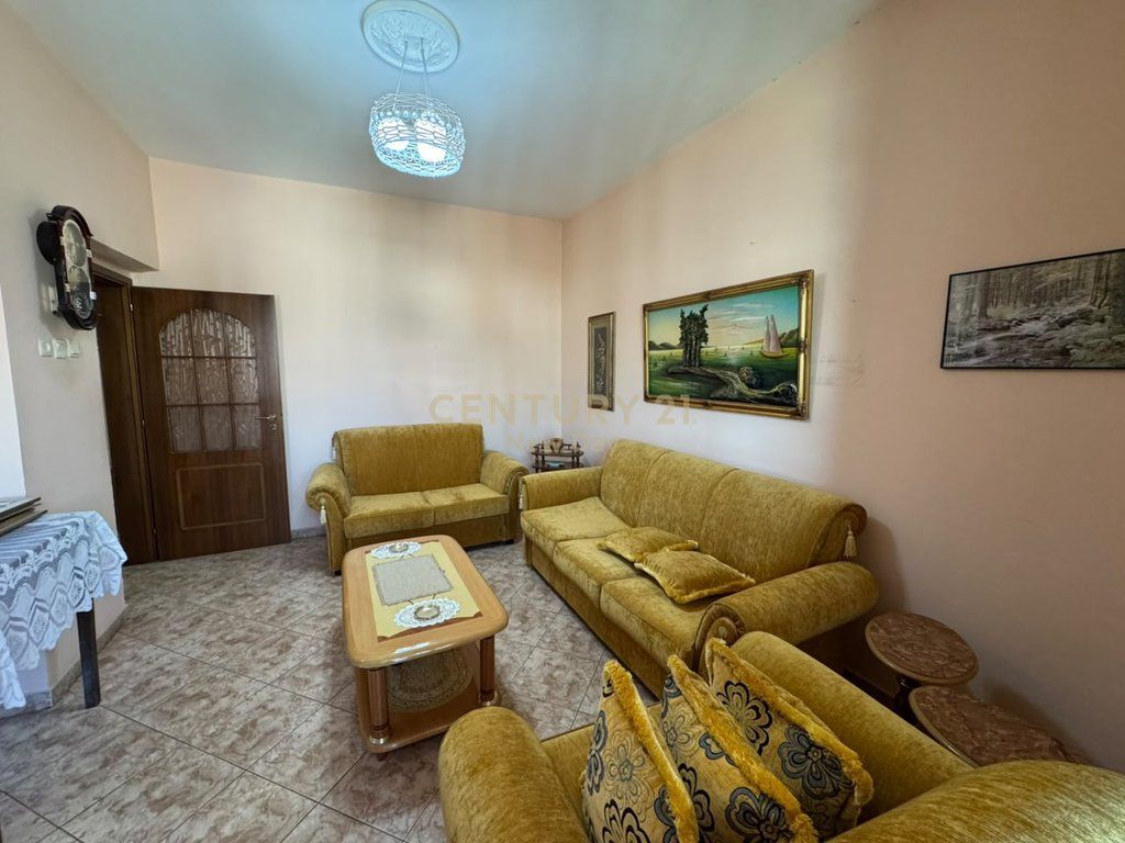 Apartament 1+1 në shitje te Stacioni i Trenit, Durrës - 75,000€ | 61.6 m²