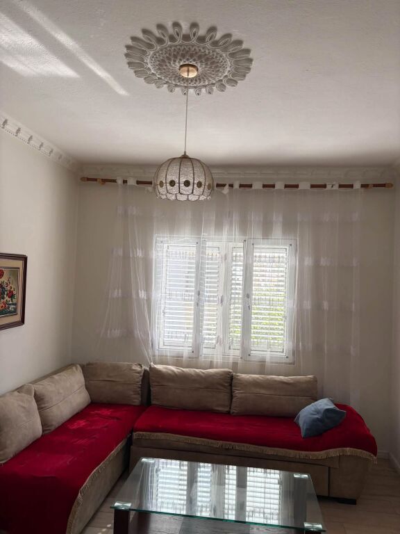 2+1,kat 3 godine private,myslym shyri,700 mije leke