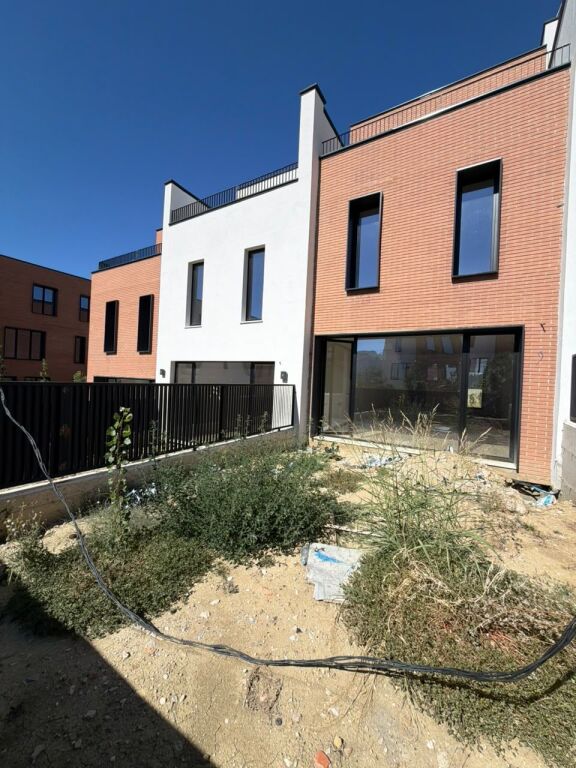 🏘️Villa in vendita con cortile &amp; parcheggio a Piccadilly Residence, TEG🔥