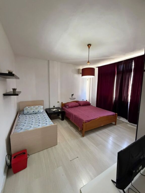 APARTAMENT ME QERA 1+1 BLLOK 50.000 LEKE FH-95741